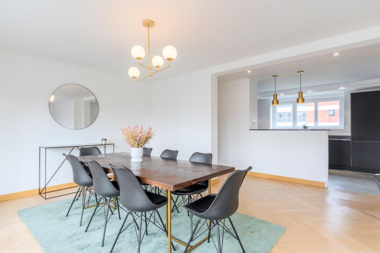 Appartement Large 130 M² 4-bedroom Lille