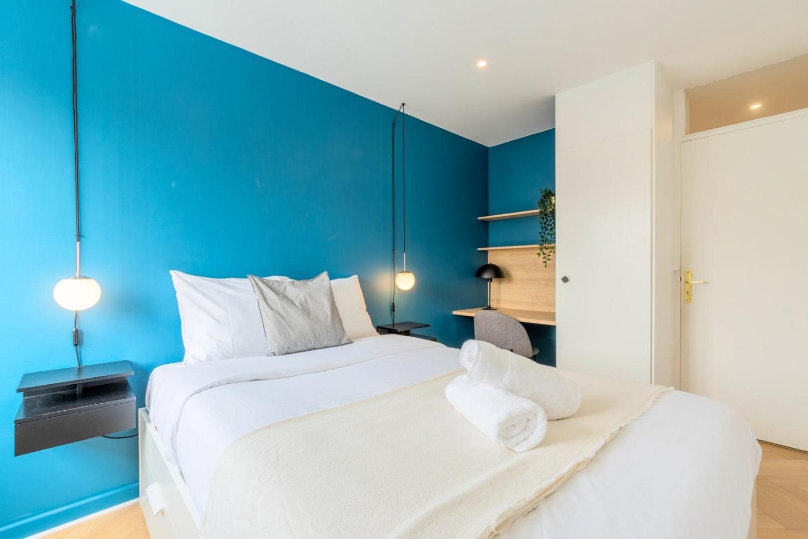 Large 130 M² 4-bedroom Apartamento Lille